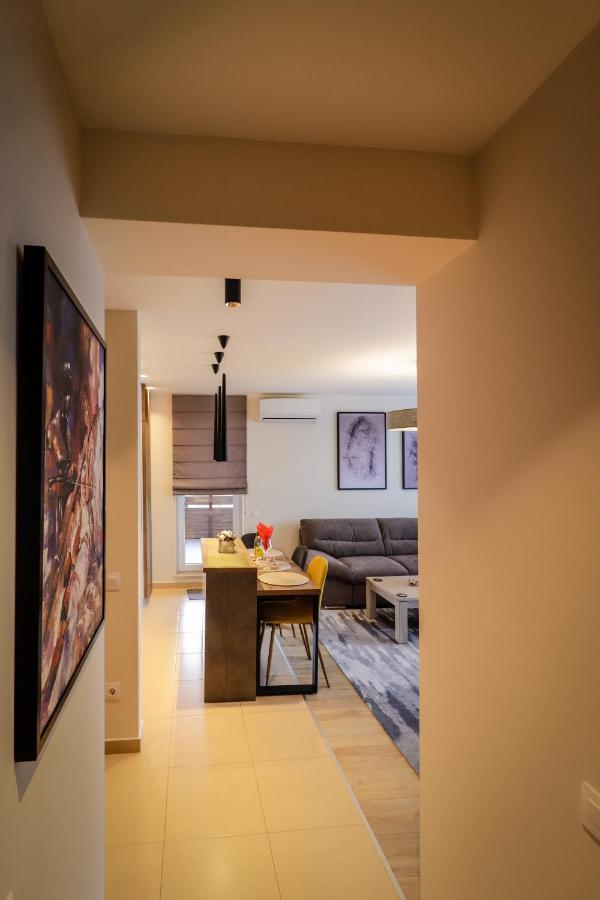 Lux Green Apartament 2 Appartement Braşov Buitenkant foto