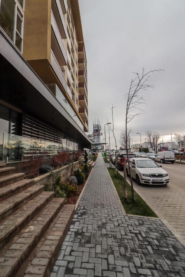 Lux Green Apartament 2 Appartement Braşov Buitenkant foto