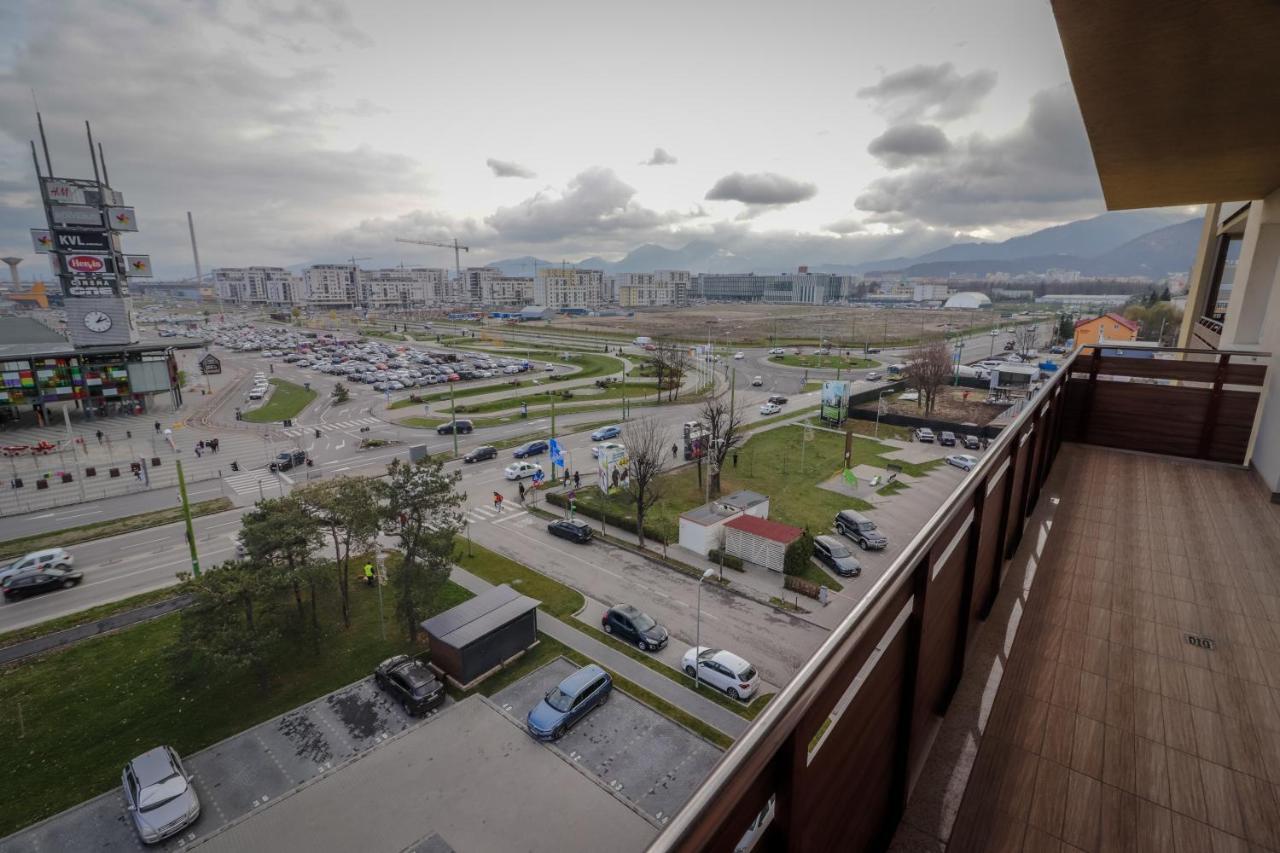 Lux Green Apartament 2 Appartement Braşov Buitenkant foto